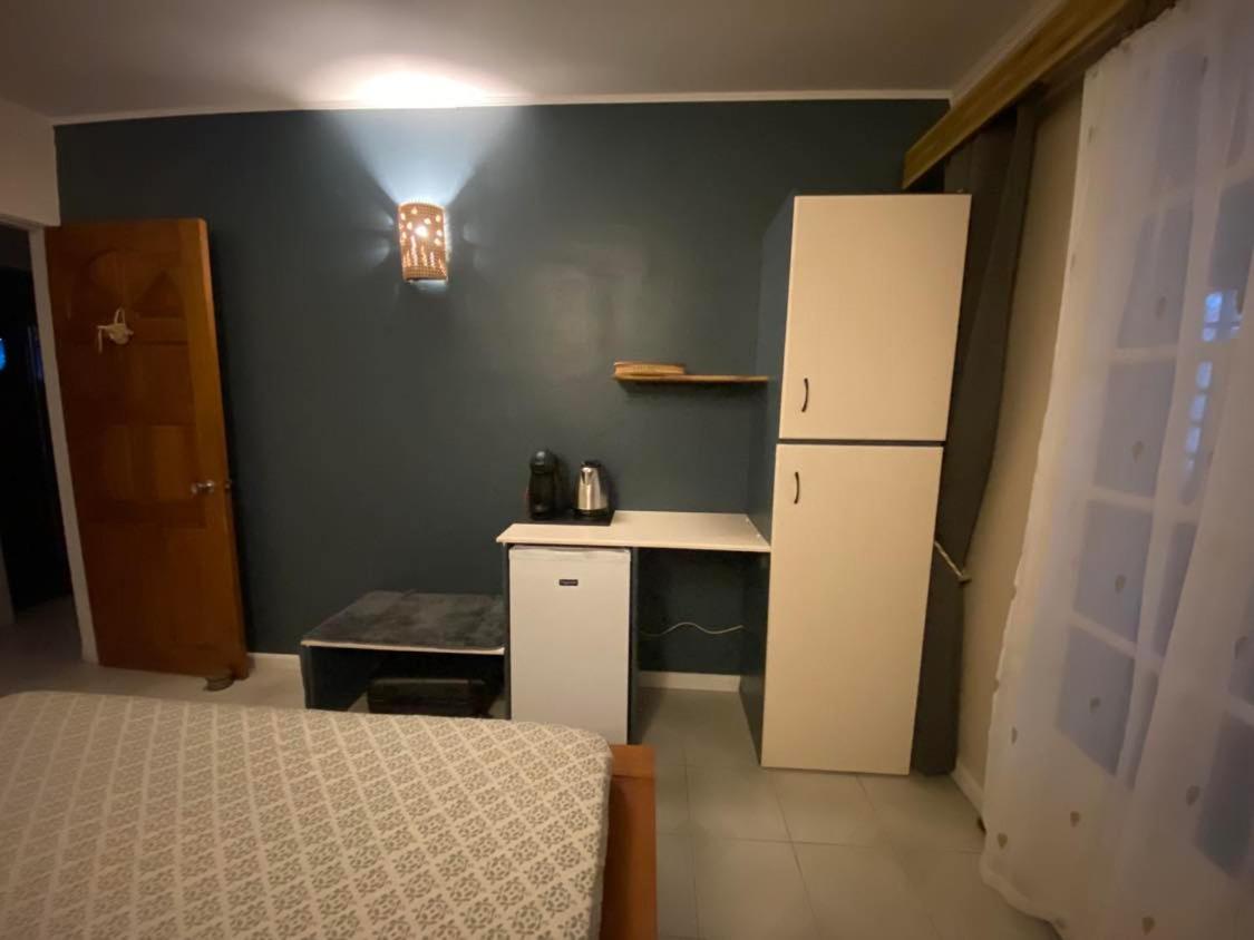 Ti Kaz Lo Ker Chambre D'Hote Chez L'Habitant Saint-Joseph Eksteriør billede