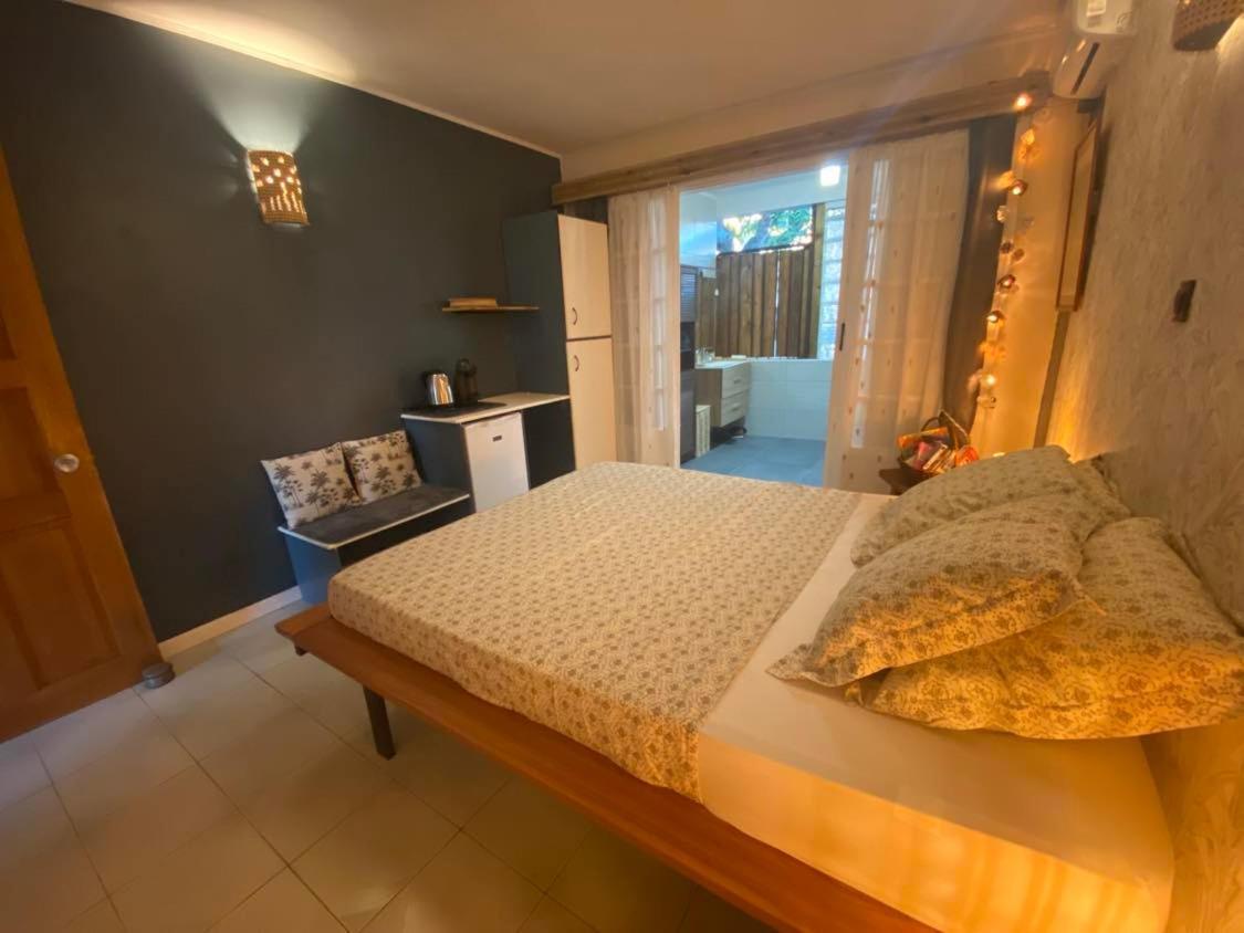 Ti Kaz Lo Ker Chambre D'Hote Chez L'Habitant Saint-Joseph Eksteriør billede