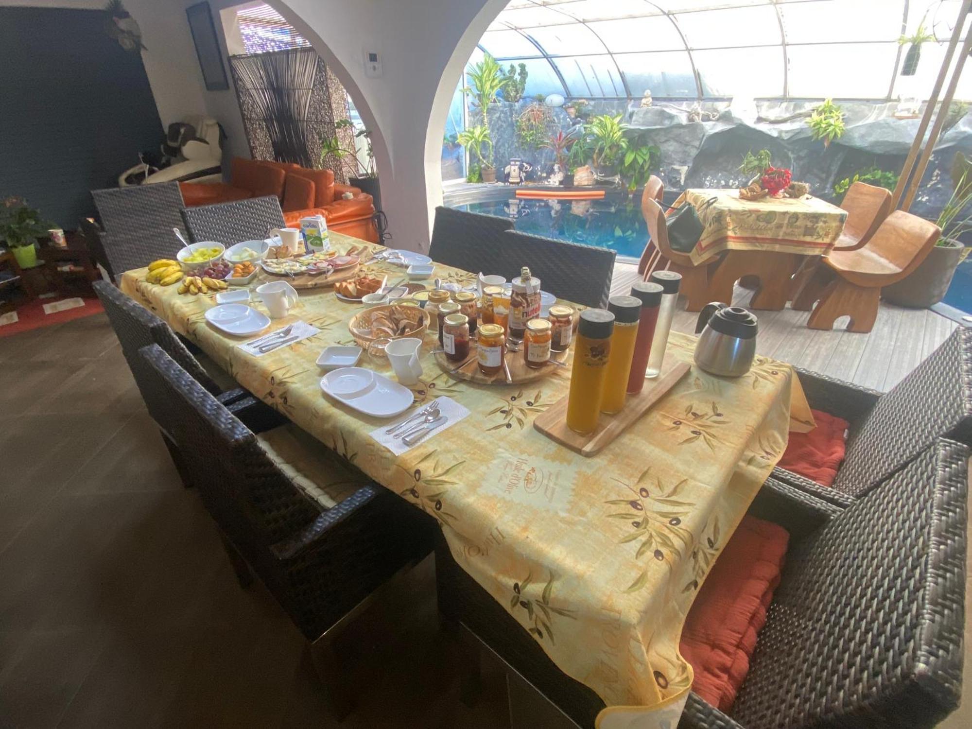 Ti Kaz Lo Ker Chambre D'Hote Chez L'Habitant Saint-Joseph Eksteriør billede